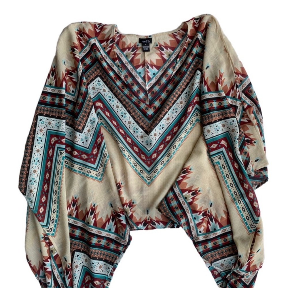 Rue21 Cream and Red Chevron Poncho Kimono Batwing Blouse Shirt - Picture 3 of 12